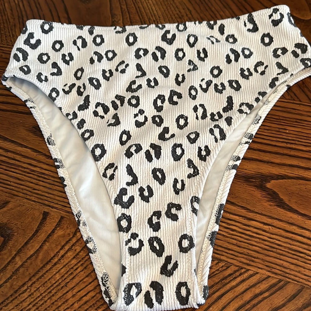 AERIE PANTY BUNDLE. 7 PIECES. NWOT. SIZE SMALL. - Picture 2 of 15